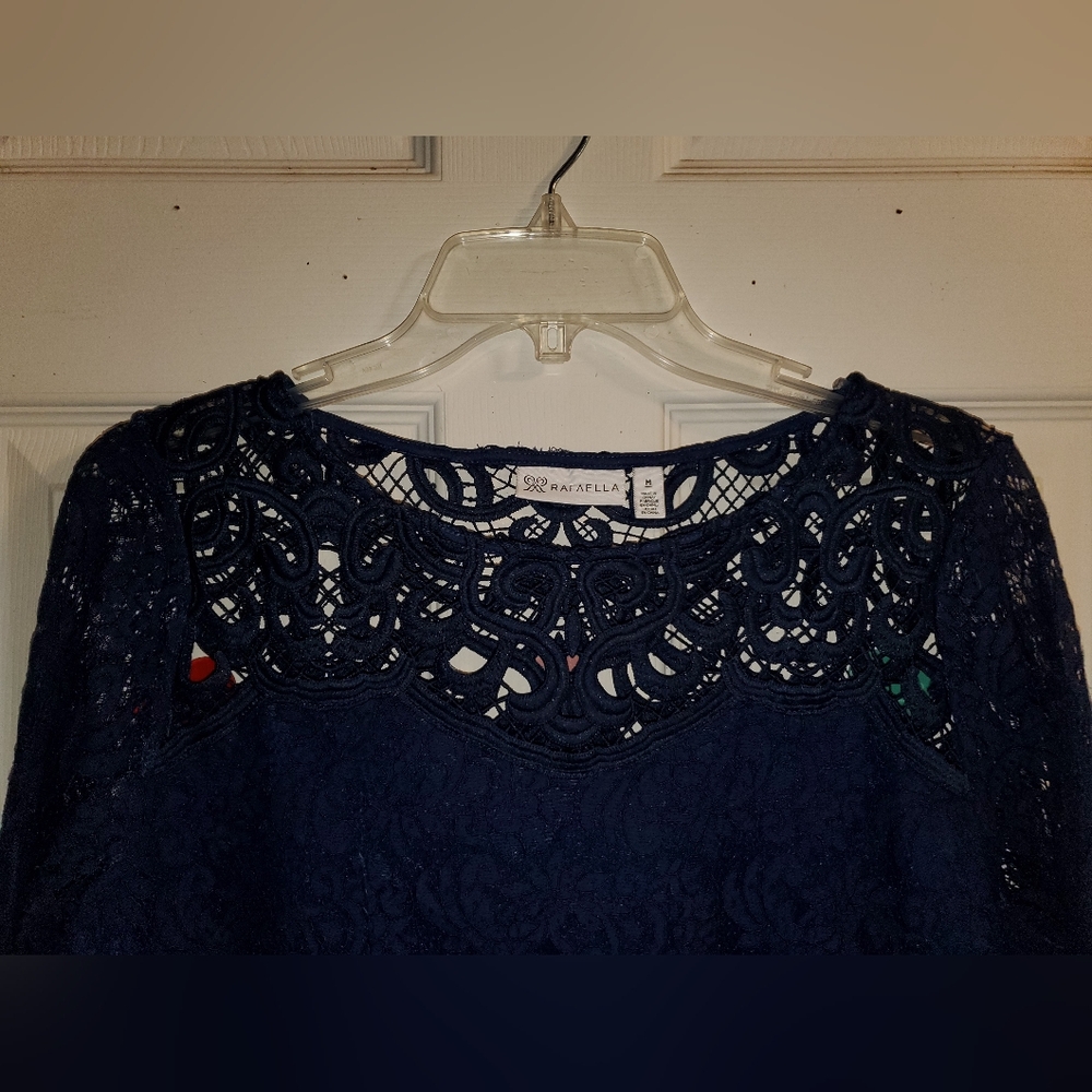 5 for $25 | Rafaella Floral Lace Crochet Neck Quarter Sleeve Blouse *Slight Flaw - Picture 3 of 10